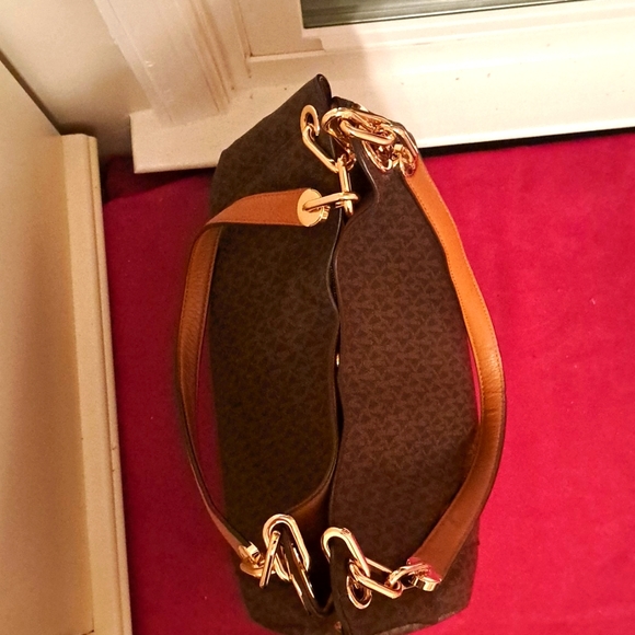 🎁 New Michael Kors FultonSignature Leather Tan/ Cream 🥰 EXCELLENT GIFT - Picture 10 of 16